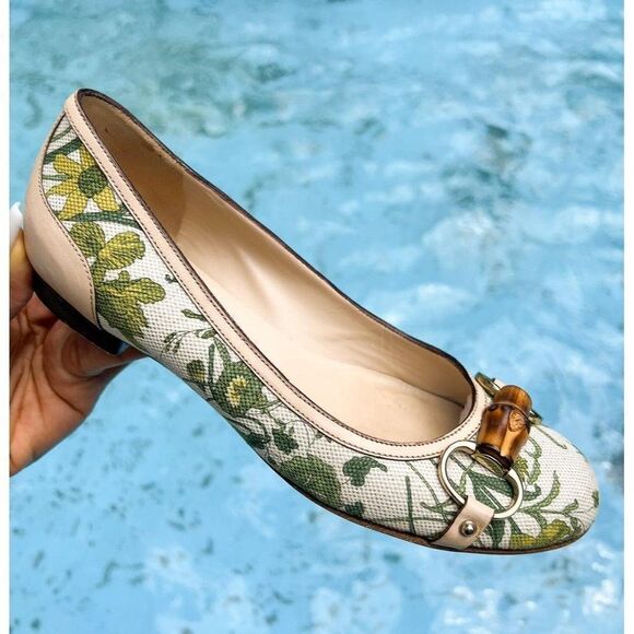 GUCCI Cream Floral Print Horsebit & Bamboo Accent Ballet Flats Size 7 - Picture 4 of 10
